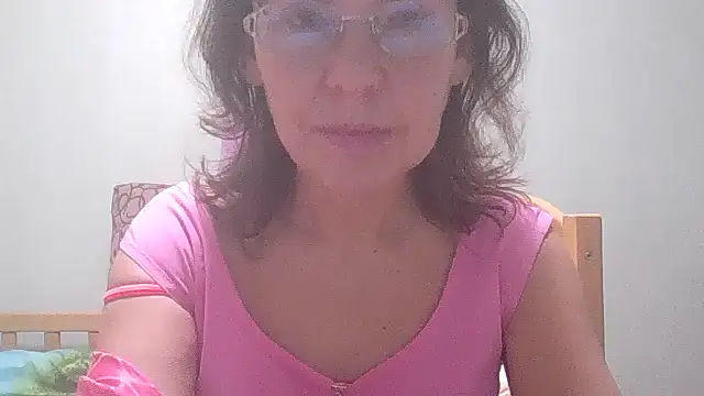 HollyJewel online show from December 2024 03:03:02 PM