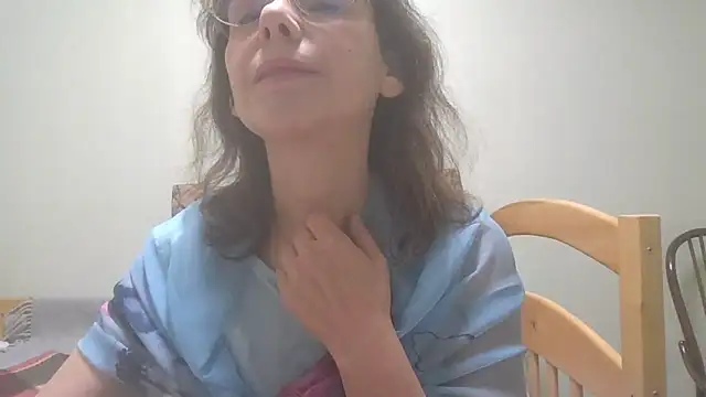 HollyJewel online show from December 2024 07:32:01 PM