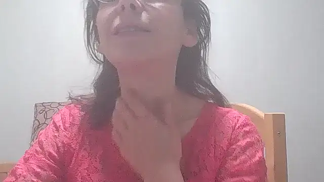 HollyJewel online show from December 2024 05:51:02 PM