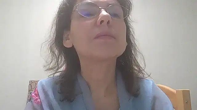 HollyJewel online show from December 2024 05:32:02 PM