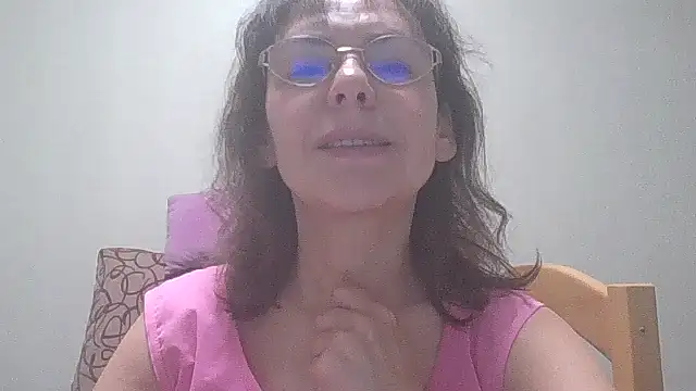 HollyJewel online show from February 2025 06:20:01 PM