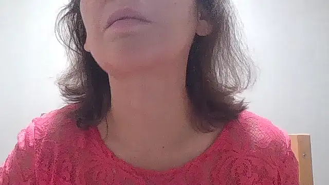 HollyJewel online show from October 2025 04:19:02 PM