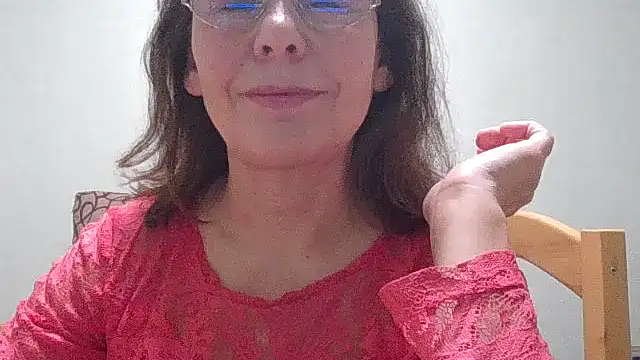 HollyJewel online show from December 2025 06:15:01 PM