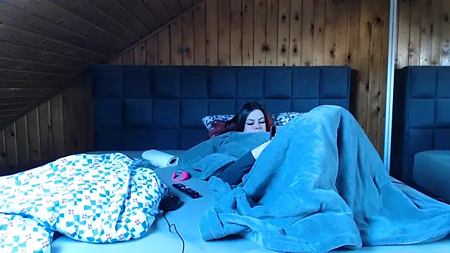 BoeseMoni1998 online show from February 2025 12:17:02 PM