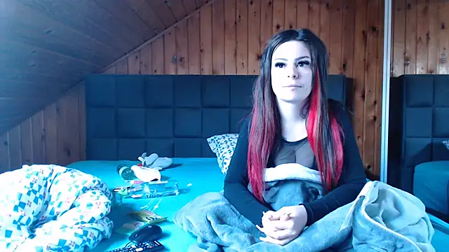 BoeseMoni1998 online show from February 2025 10:37:02 AM