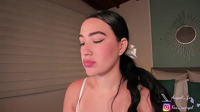 angeel fox online show from December 2024 11:28:02 AM