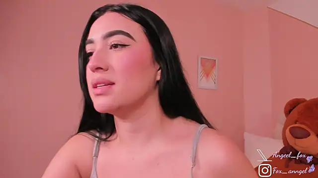 angeel fox online show from September 2025 03:11:01 AM