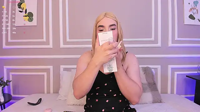 Snapshot of meloddysky chatting on December 2024 03:22:02 PM meloddysky online show from December 2024 03:22:02 PM