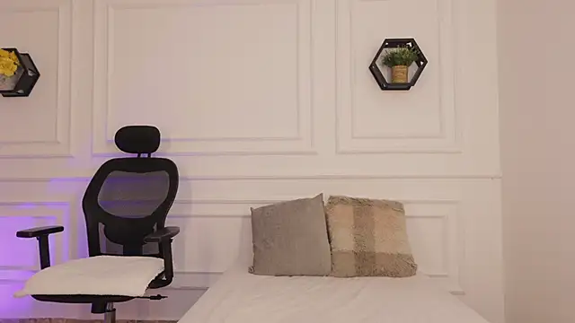 meloddysky online show from February 2026 04:03:02 PM