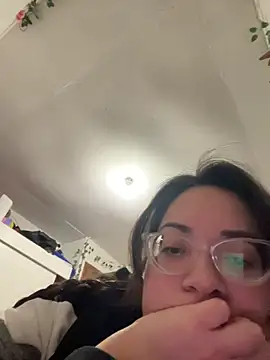 indiegirl666 online show from July 2026 03:43:01 AM