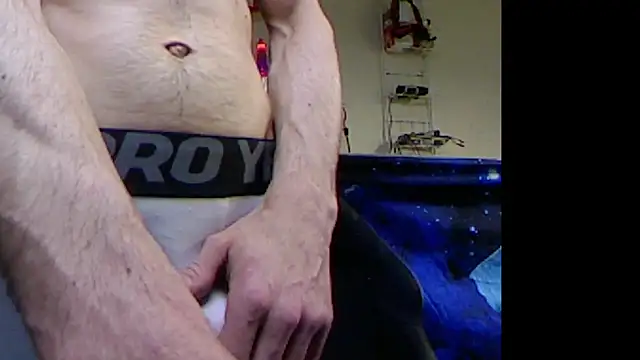 Snapshot of slendt94 chatting on February 2025 10:06:02 AM slendt94 online show from February 2025 10:06:02 AM