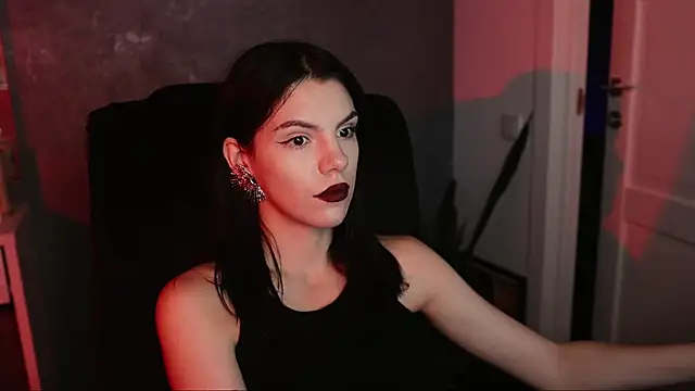 mistress  rochelle online show from December 2024 04:29:02 PM