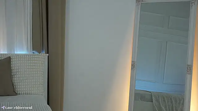 Snapshot of ChloeCoral chatting on February 2025 07:25:02 PM ChloeCoral online show from February 2025 07:25:02 PM