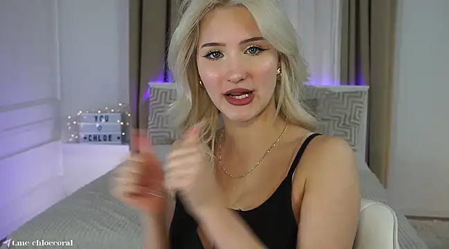 Snapshot of ChloeCoral chatting on March 2025 05:01:01 PM ChloeCoral online show from March 2025 05:01:01 PM