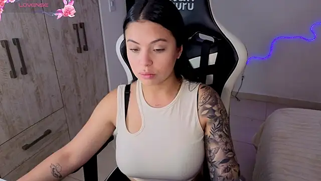 Victoryyy  online show from February 2026 08:47:01 PM