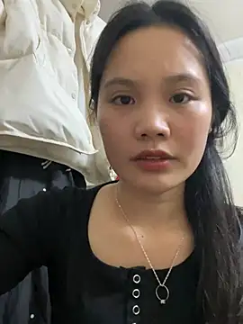 Snapshot of Be-MyMy chatting on February 2025 01:01:01 PM Be-MyMy online show from February 2025 01:01:01 PM