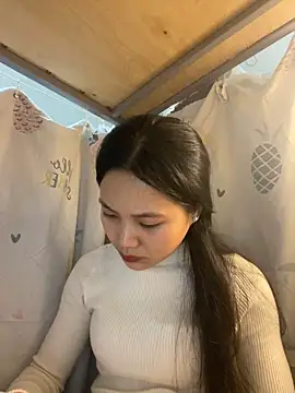 Snapshot of Be-MyMy chatting on February 2025 01:26:02 PM Be-MyMy online show from February 2025 01:26:02 PM