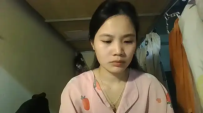 Snapshot of Be-MyMy chatting on March 2025 11:27:02 AM Be-MyMy online show from March 2025 11:27:02 AM