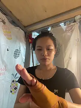 Snapshot of Be-MyMy chatting on September 2025 01:05:02 PM Be-MyMy online show from September 2025 01:05:02 PM