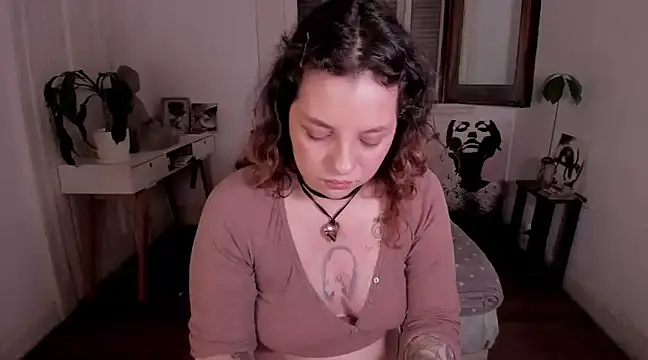 sophia goth online show from February 2025 02:59:01 AM