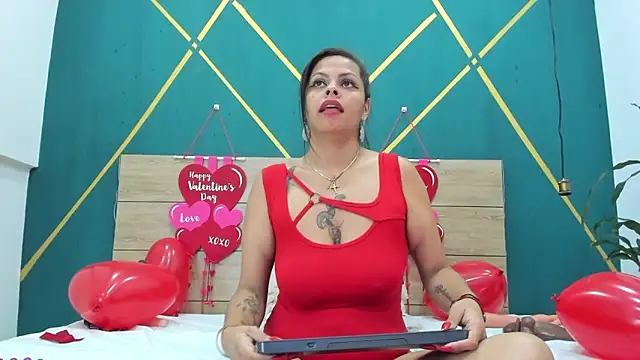 Snapshot of Luna_smit08 chatting on February 2025 02:04:01 AM Luna smit08 online show from February 2025 02:04:01 AM