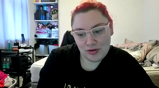 Bustycurves online show from December 2024 10:44:02 AM