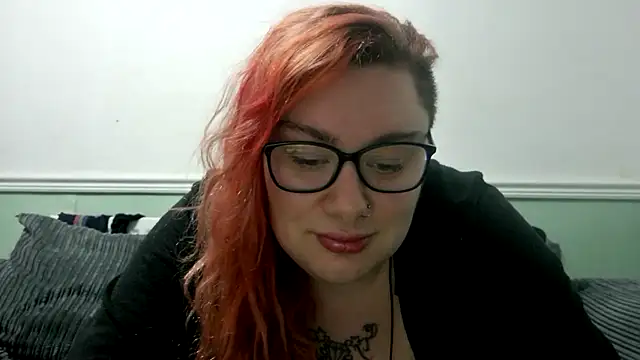 Bustycurves online show from February 2025 09:48:01 PM