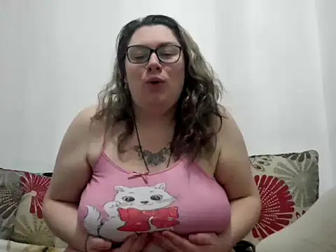 Bustycurves online show from January 2026 11:13:01 AM