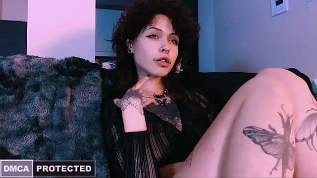 NaughtyLittleFox online show from October 2025 05:20:02 AM