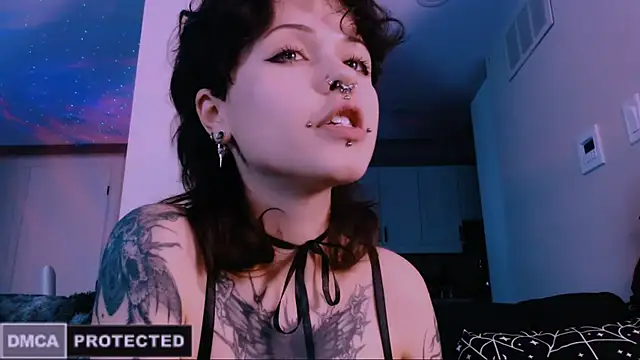 NaughtyLittleFox online show from January 2026 02:37:02 AM