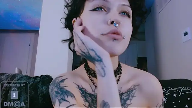 Snapshot of NaughtyLittleFox chatting on July 2026 12:57:02 AM NaughtyLittleFox online show from July 2026 12:57:02 AM