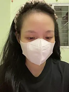 minmin2kk5 online show from October 2025 01:11:01 PM