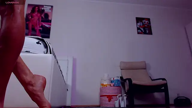 Snapshot of Sonja_Stripper_Ray chatting on November 2025 09:53:01 AM Sonja Stripper Ray online show from November 2025 09:53:01 AM