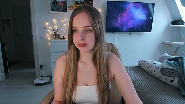 Snapshot of violet_blue_eyes chatting on February 2026 10:47:02 AM violet blue eyes online show from February 2026 10:47:02 AM