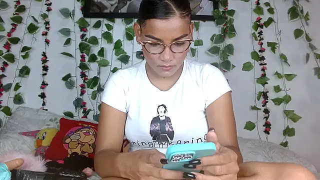 Snapshot of camilavagina24 chatting on June 2026 02:15:02 PM camilavagina24 online show from June 2026 02:15:02 PM