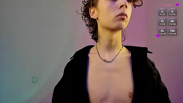 Vampirella GS online show from February 2025 12:14:02 PM