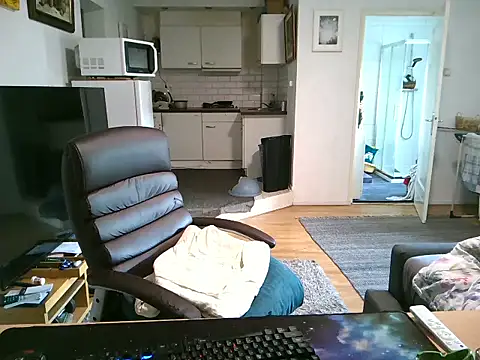 mihaimichael online show from September 2025 11:44:01 AM