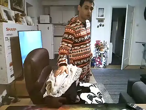 mihaimichael online show from October 2025 07:25:02 PM