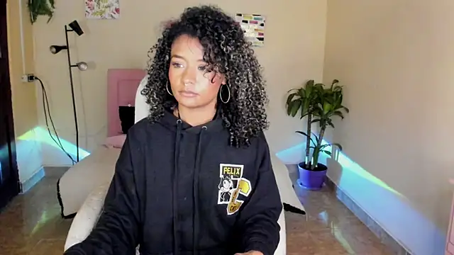 Snapshot of keyla_roberts777 chatting on January 2025 02:08:02 PM keyla roberts777 online show from January 2025 02:08:02 PM