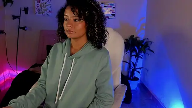 Snapshot of keyla_roberts777 chatting on February 2025 09:02:01 AM keyla roberts777 online show from February 2025 09:02:01 AM