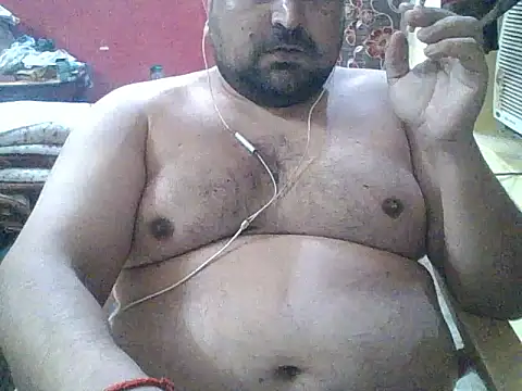 Snapshot of ARYANAVAILABLE chatting on July 2026 09:17:01 PM ARYANAVAILABLE online show from July 2026 09:17:01 PM