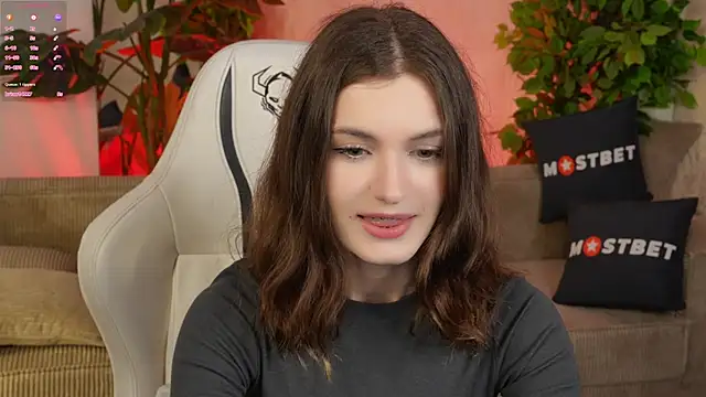 Britney054 online show from December 2024 04:02:02 AM