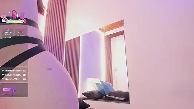 juicy led  online show from February 2025 08:31:02 PM