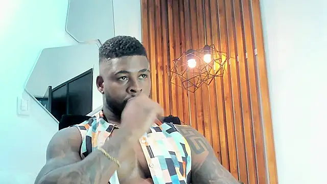 Makonneen online show from December 2024 09:52:01 PM