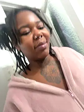 Goddess Nafeesha online show from December 2025 08:51:02 AM