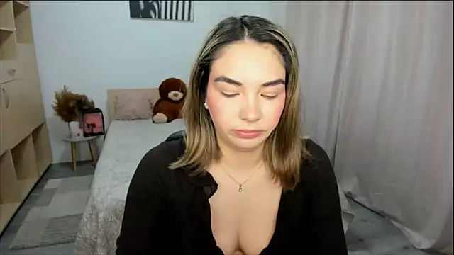 Alexa Dolly12 online show from March 2026 05:19:01 AM