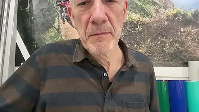 Snapshot of tauromolo chatting on March 2026 12:27:01 AM tauromolo online show from March 2026 12:27:01 AM
