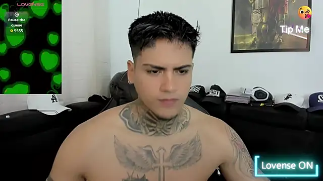 Snapshot of mad_maxxx2 chatting on January 2026 12:20:01 PM mad maxxx2 online show from January 2026 12:20:01 PM