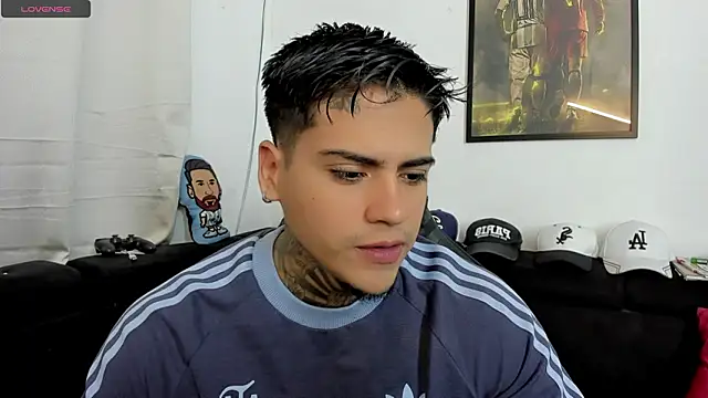 Snapshot of mad_maxxx2 chatting on February 2026 11:09:02 AM mad maxxx2 online show from February 2026 11:09:02 AM