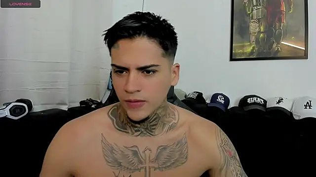 Snapshot of mad_maxxx2 chatting on March 2026 11:23:01 AM mad maxxx2 online show from March 2026 11:23:01 AM